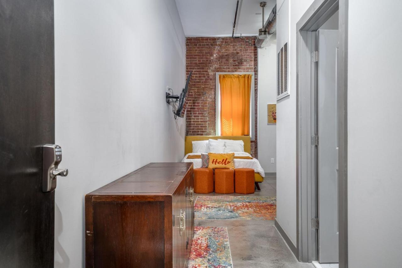 The Davis Lofts At Main Street - Unit 1E Apartment Rocky Mount Bagian luar foto